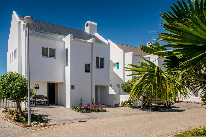 To Let 3 Bedroom Property for Rent in Lampiesbaai Western Cape